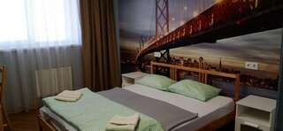 Гостиница Вокруг света Екатеринбург Двухместный номер эконом-класса с 1 кроватью-1