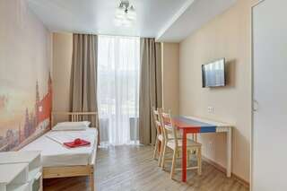 Гостиница Вокруг света Екатеринбург Место  в двухместном номер с двумя односпальными кроватями-1