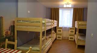 Гостиница Вокруг Света Екатеринбург Спальное место на двухъярусной кровати в общем номере для женщин-4