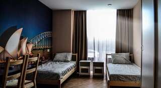 Гостиница Вокруг Света Екатеринбург Кровать в общем двухместном номере для мужчин-2